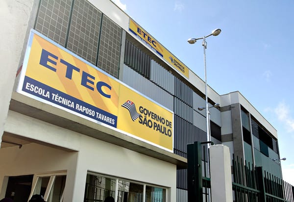 Como funciona o Ensino Técnico Integrado ao Ensino Médio na ETEC