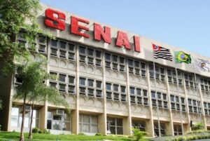 Quais são os cursos técnicos oferecidos pelo SENAI Campinas?