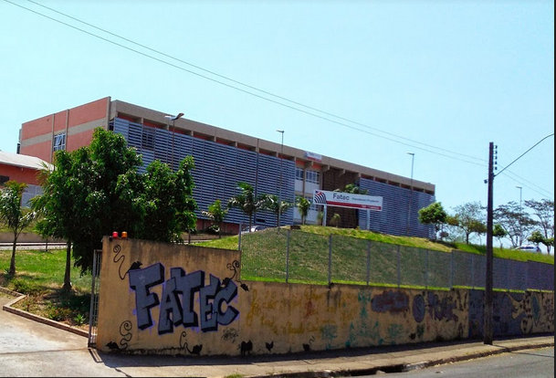 Como é o curso de Marketing da FATEC?