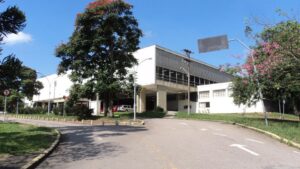 Quais são os cursos oferecidos pela ETEC Jundiaí?