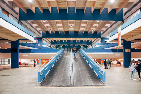 Quais são os cursos oferecidos pela FFLCH USP?