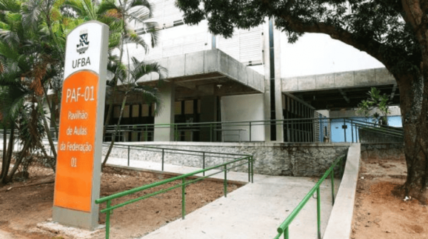 Pavilhão de aulas da UFBA