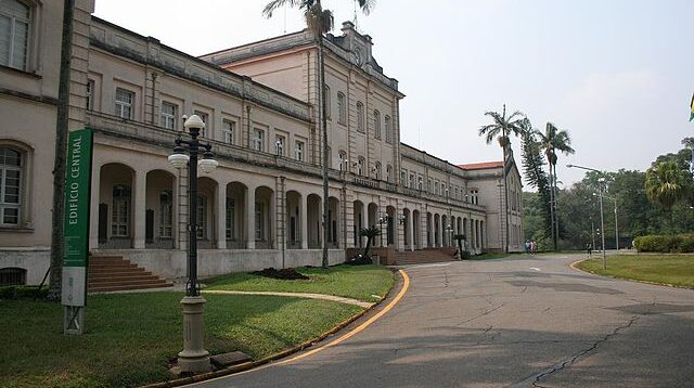 Quais são os cursos oferecidos pela USP ESALQ?